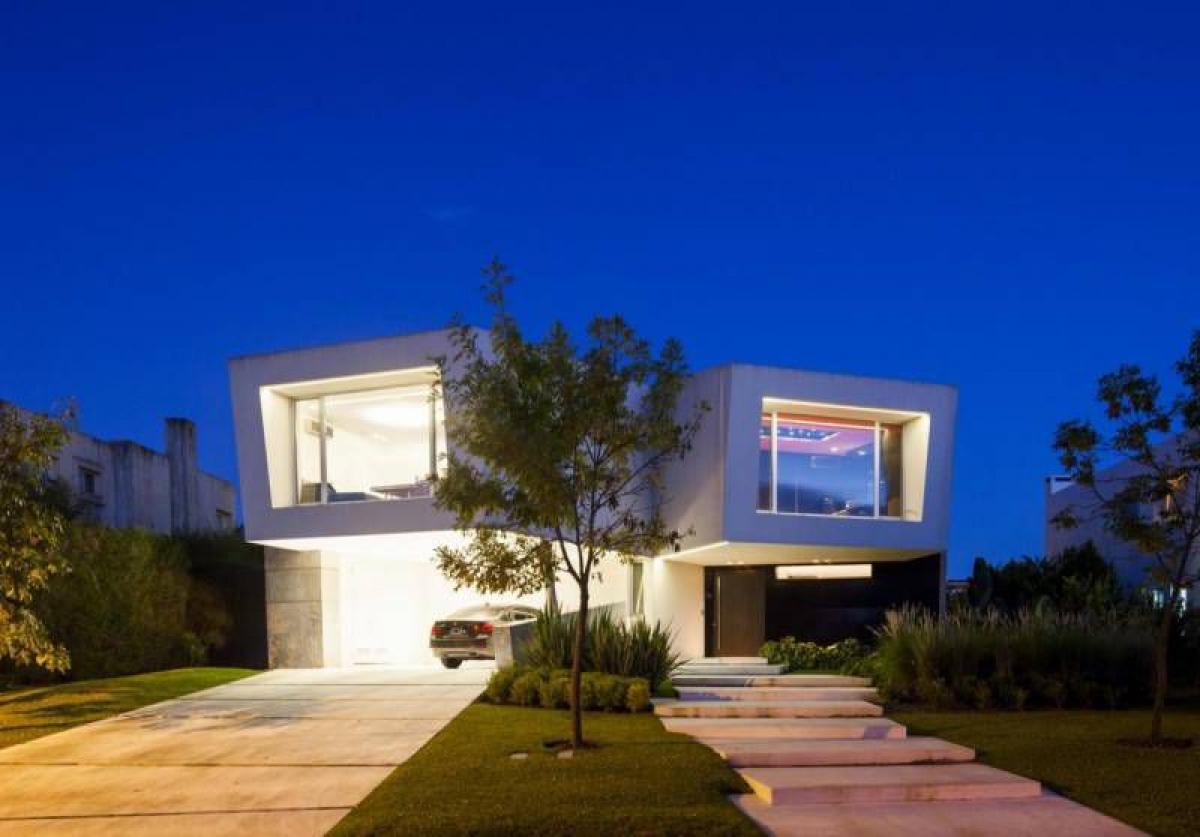 4 bedrooms House in Tigre, Argentina No. 16617