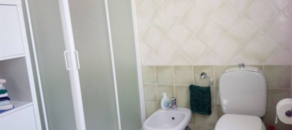 Дом с 7 комнатами в Виареджо, Италия № 175685 5