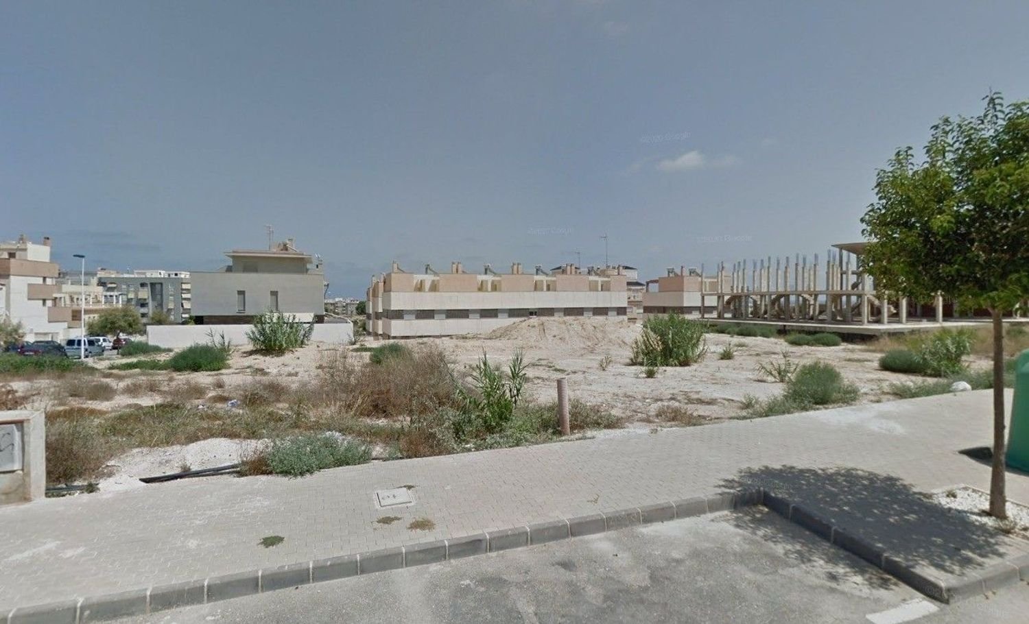 260m² Land in Guardamar del Segura, Spain No. 138625