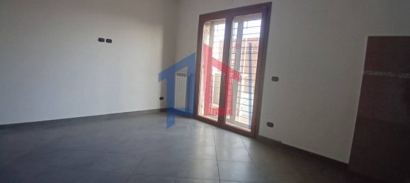 Квартира с 3 комнатами в Ардеа, Италия № 142559 11