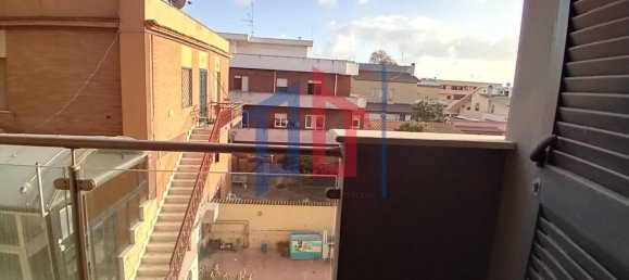 Квартира с 3 комнатами в Ардеа, Италия № 142559 9