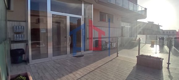 Квартира с 3 комнатами в Ардеа, Италия № 142559 6