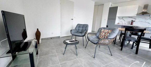 2 bedrooms Apartment in Frejus, France No. 321919 4