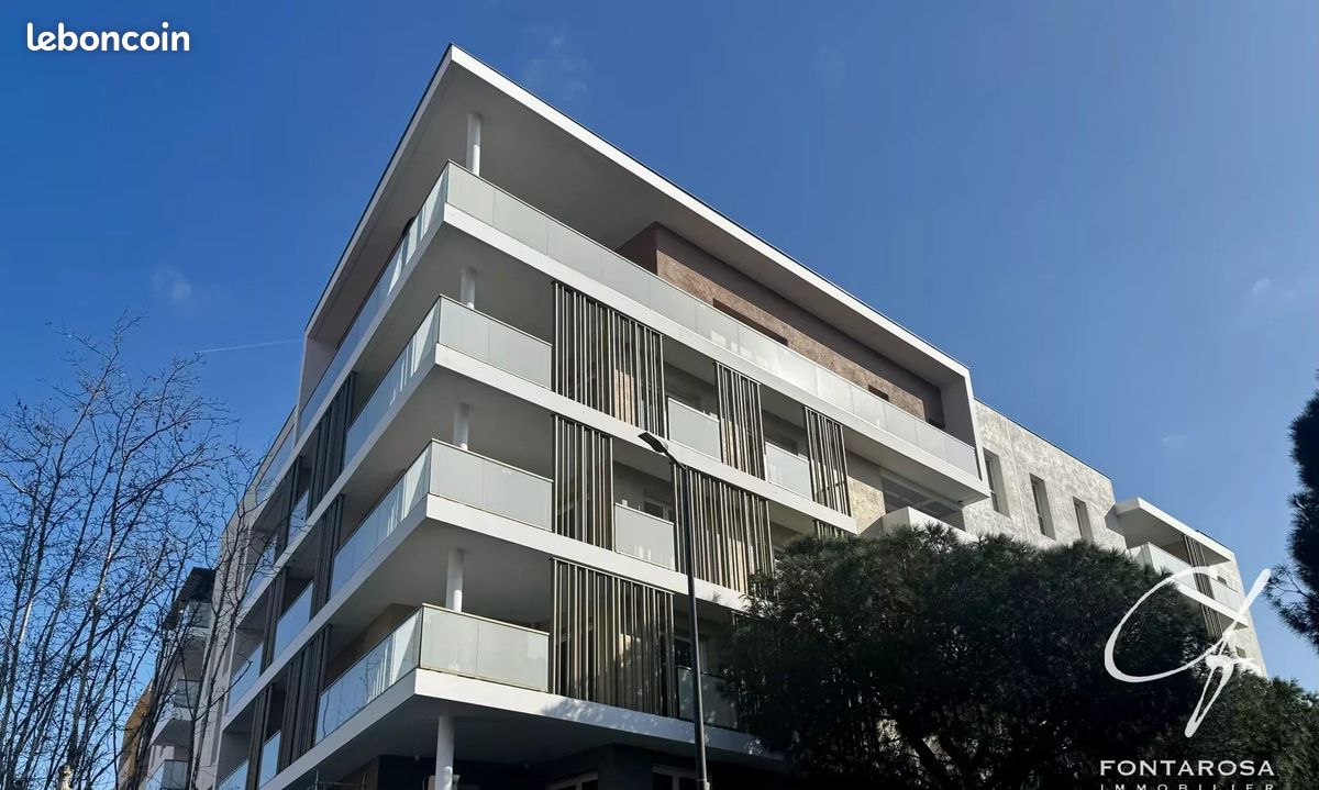 2 bedrooms Apartment in Frejus, France No. 321919