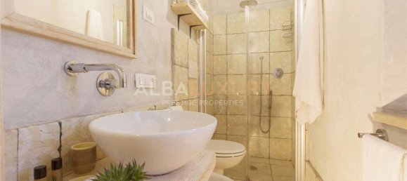 6 bedrooms Villa in Pitigliano, Italy No. 448 9