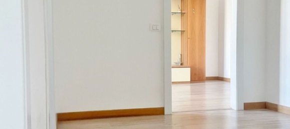 Apartamento de 2 dormitorios en Merate, Italy No. 336430 11