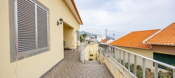 2 Schlafzimmer Villa in Calheta, Portugal, Nr. 216283 10