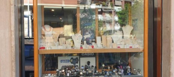 2-salle Propriété commerciale à Rome, Italy No. 299875 20