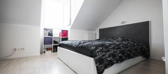 2 Schlafzimmer Doppelhaus in Saint-Pierre-du-Perray, France, Nr. 328797 8