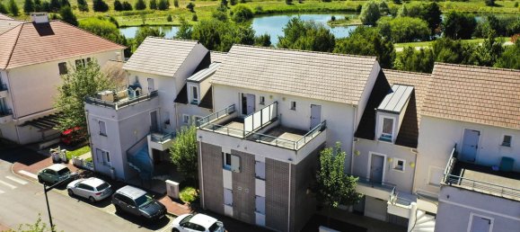 2 Schlafzimmer Doppelhaus in Saint-Pierre-du-Perray, France, Nr. 328797 3