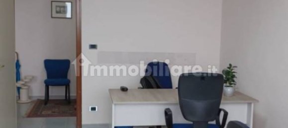 2-Zimmer Büro in Naples, Italy, Nr. 29994 16