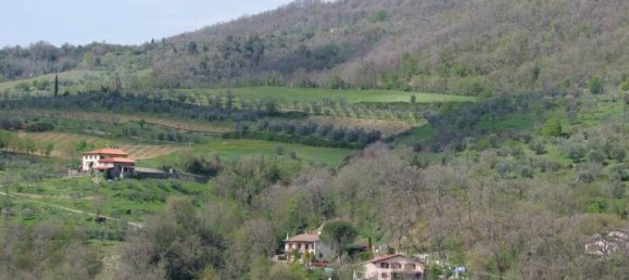 358m² Land in Londa, Italy No. 86576 2