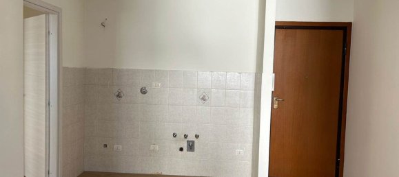 Квартира с 2 комнатами в Флоренция, Италия № 213739 18