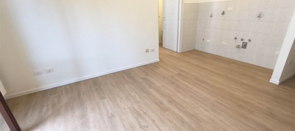 Квартира с 2 комнатами в Флоренция, Италия № 213739 10