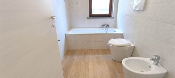 Квартира с 2 комнатами в Флоренция, Италия № 213739 2