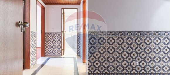 3 bedrooms Apartment in Lisbon, Portugal No. 81613 30