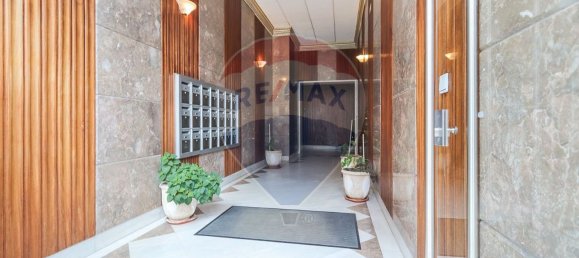 3 bedrooms Apartment in Lisbon, Portugal No. 81613 14