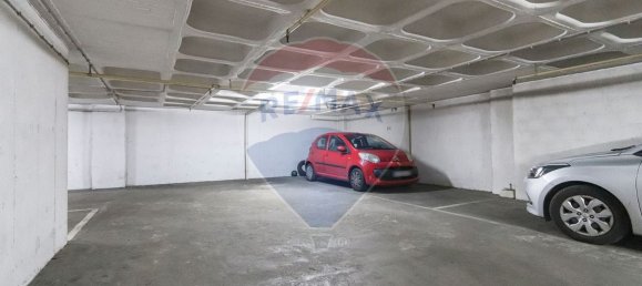 3 bedrooms Apartment in Lisbon, Portugal No. 81613 12