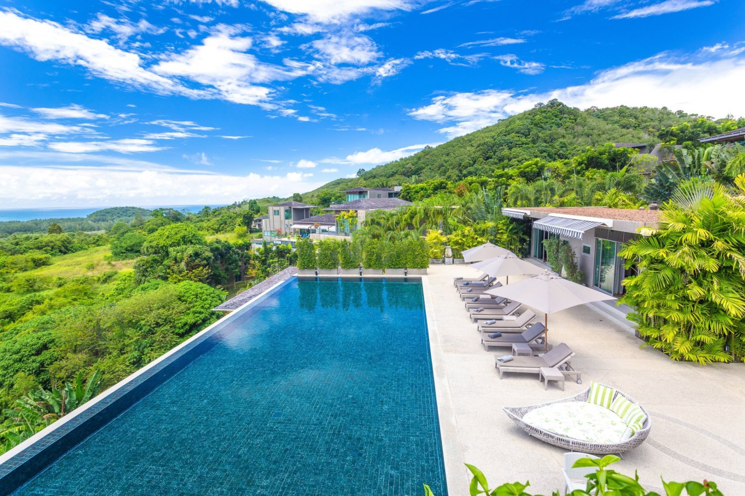 7 bedrooms Villa in Layan Beach, Thailand No. 25995