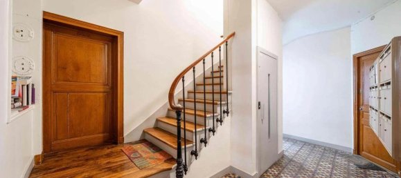 1 bedroom Apartment in Paris, France No. 298133 8