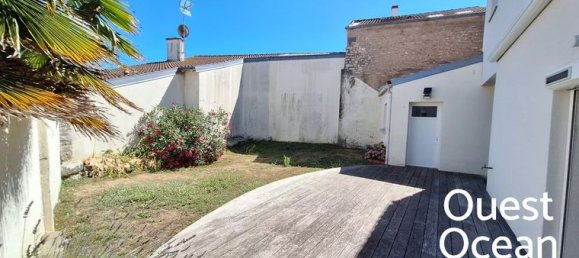 3 bedrooms House in Vendee, France No. 291295 3