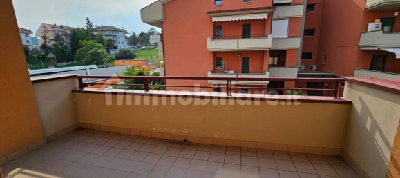 3 Schlafzimmer Wohnung in Teramo, Italy, Nr. 341361 23