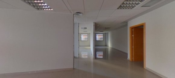 Bureau à Leon, Spain 150m² No. 65734 2