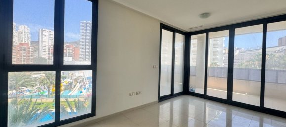 2 bedrooms Apartment in Benidorm, Spain No. 163755 5