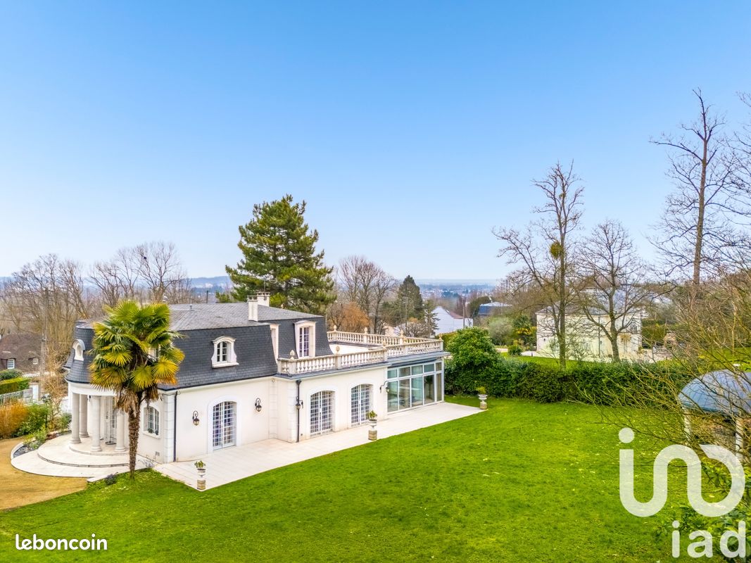 5 غرف نوم منزل في Noisy-le-Grand, France رقم 328873