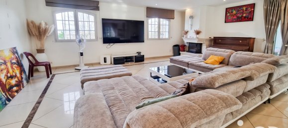 5 غرف نوم منزل في Noisy-le-Grand, France رقم 328873 15