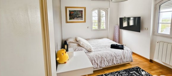 5 غرف نوم منزل في Noisy-le-Grand, France رقم 328873 20