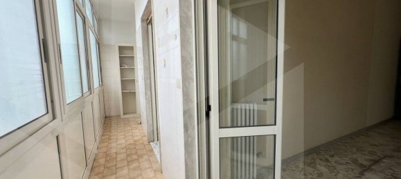 3غرفة شقة في Bari, Italy رقم 34273 26