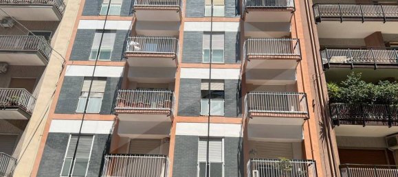 3غرفة شقة في Bari, Italy رقم 34273 60