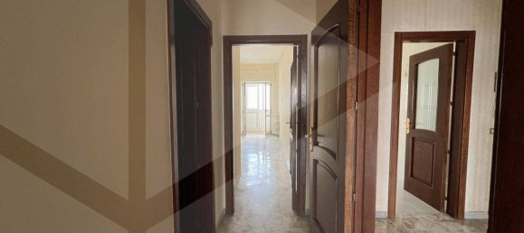 3غرفة شقة في Bari, Italy رقم 34273 43