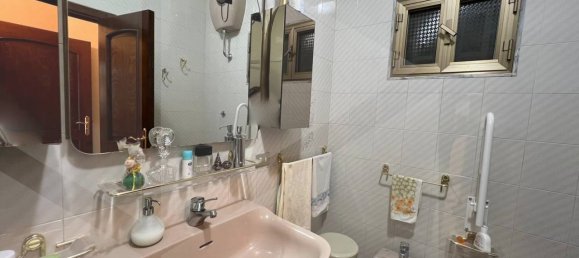 3غرفة شقة في Bari, Italy رقم 34273 48