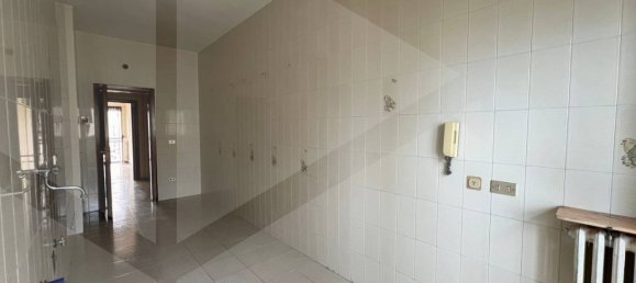 3غرفة شقة في Bari, Italy رقم 34273 22