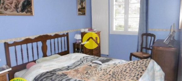 3 bedrooms Castles in Le Blanc, France No. 152882 9