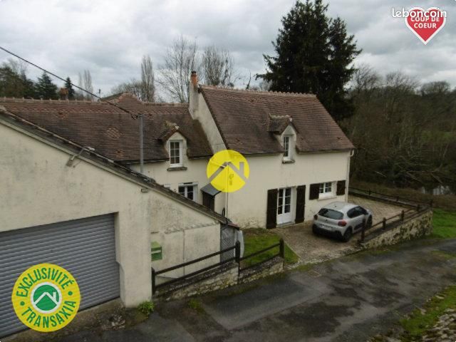 3 bedrooms Castles in Le Blanc, France No. 152882