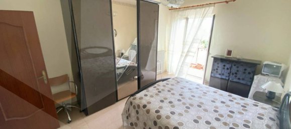 Квартира с 3 комнатами в Мольфетта, Италия № 32449 12