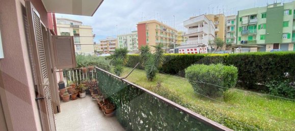 Квартира с 3 комнатами в Мольфетта, Италия № 32449 15