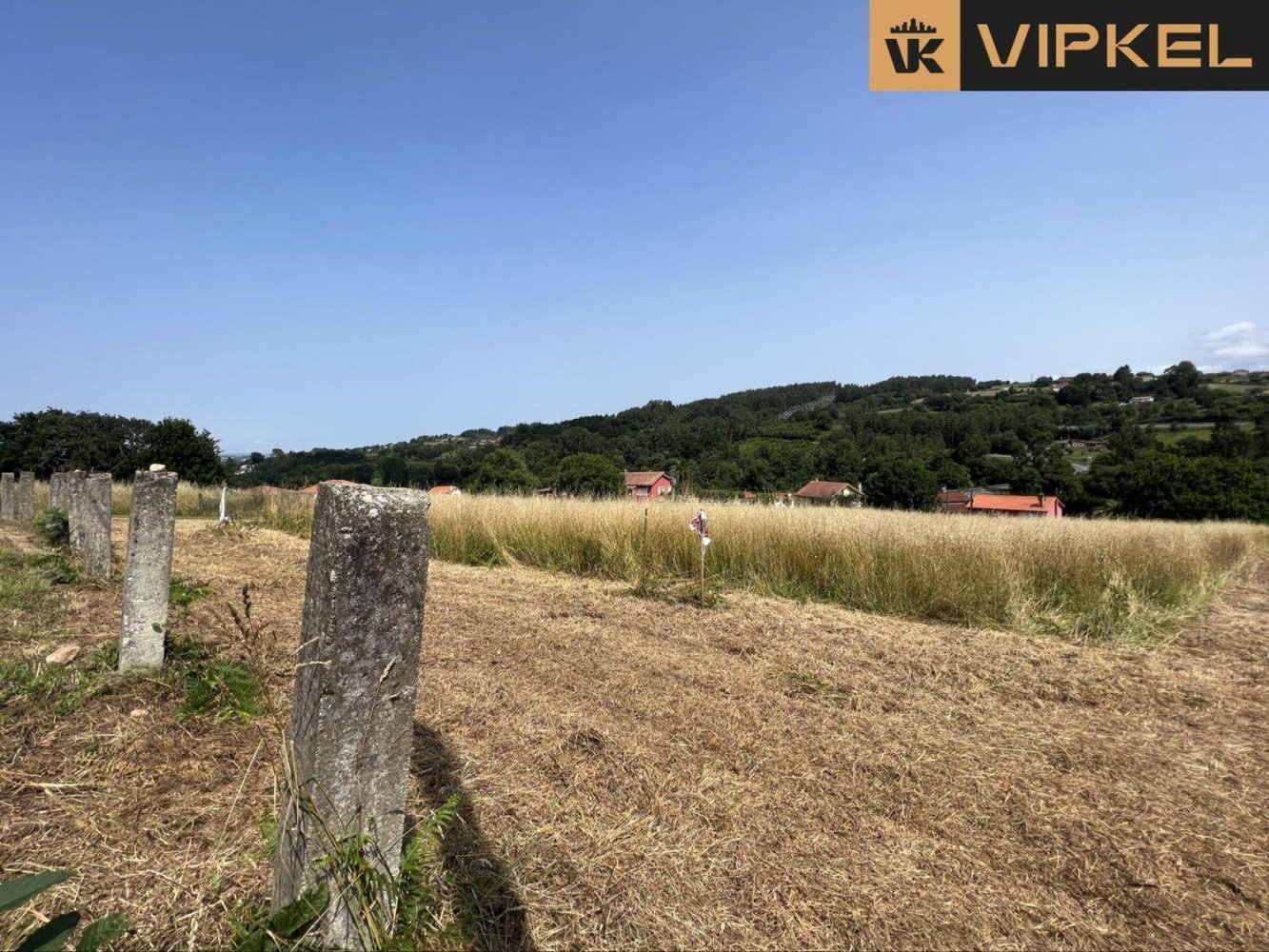  قطعة أرض في Cambre, Spain رقم 57190