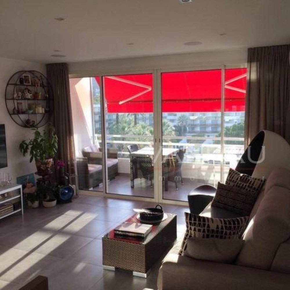 Studio in the Condo in Cannes, France No. 5068