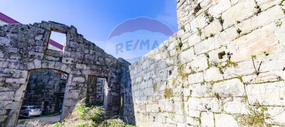 230m² Warehouse in Covilha, Portugal No. 68040 5