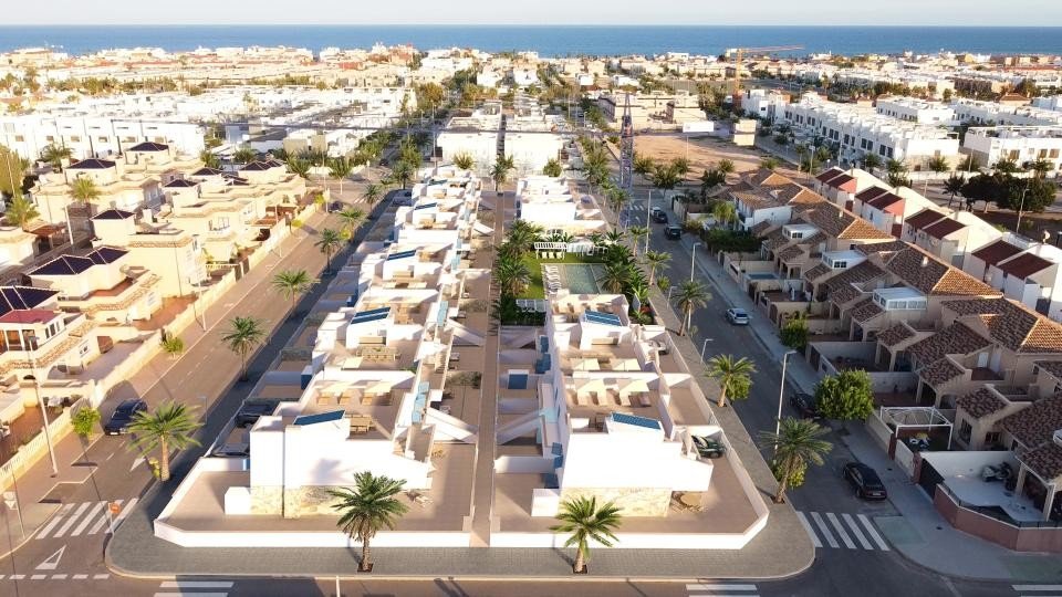 Bungalow T2 em Pilar de la Horadada, Spain N.º 288140