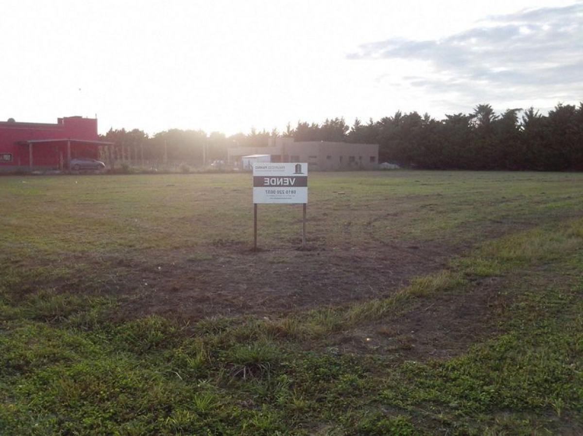 Grundstück in Capitan Sarmiento, Argentina, Nr. 47357