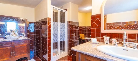 4 bedrooms House in Olbia, Italy No. 295147 31