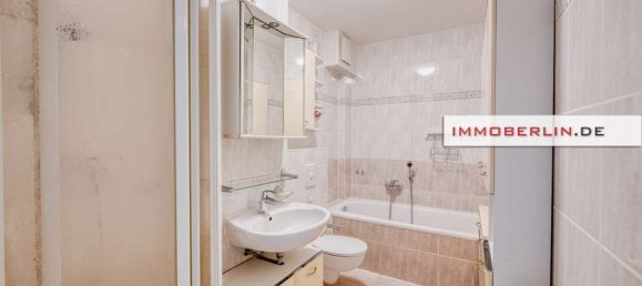 Apartamento de 3 habitaciónes en Kaulsdorf, Germany No. 279856 7