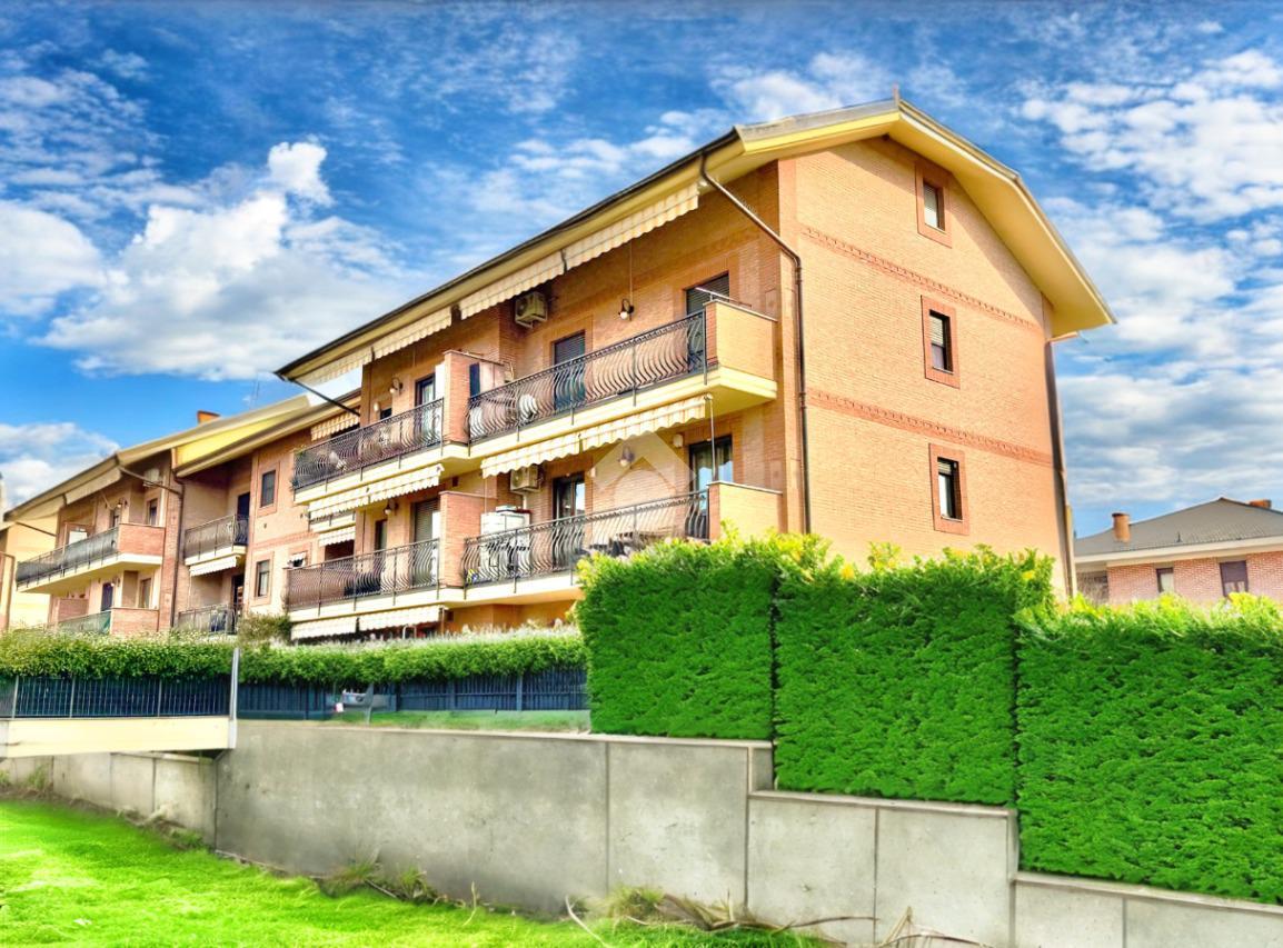 4 rooms Apartment in Volpiano, Italy No. 237737