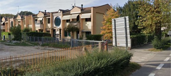 4 Schlafzimmer Wohnung in Spresiano, Italy, Nr. 376702 11