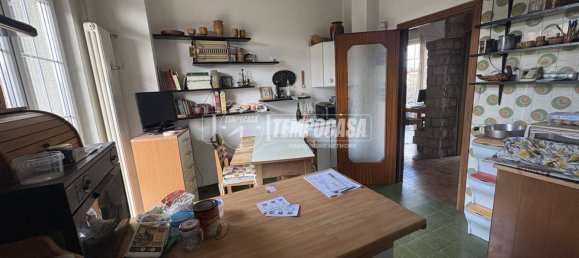 3 bedrooms Villa in Fino Mornasco, Italy No. 8496 16